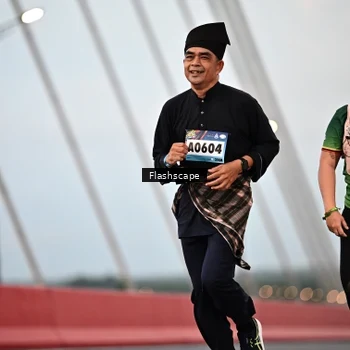 Runner Photo 9249311