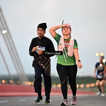 Runner Photo 9249313