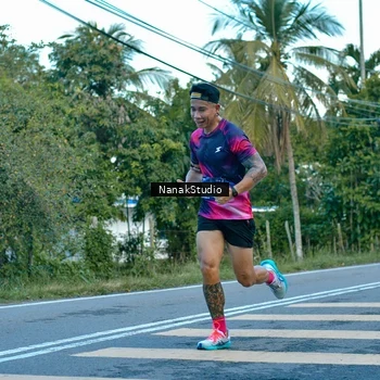Runner Photo 9249409
