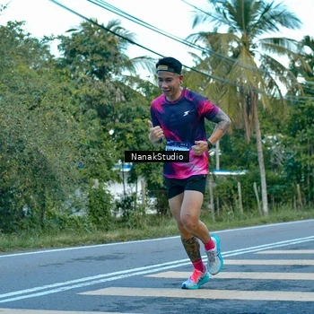 Runner Photo 9249419