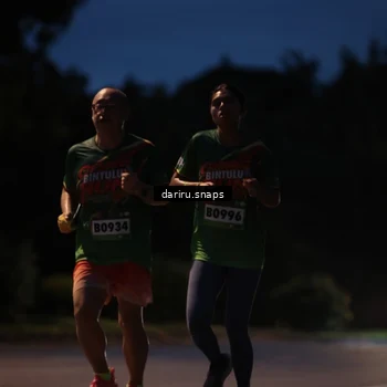 Runner Photo 9249423