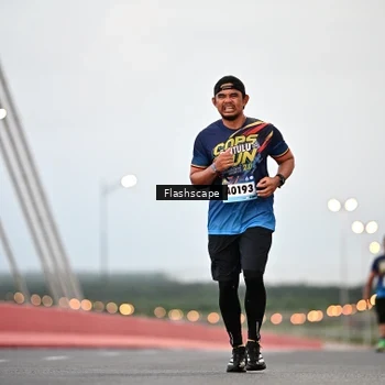 Runner Photo 9249455