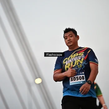 Runner Photo 9249541