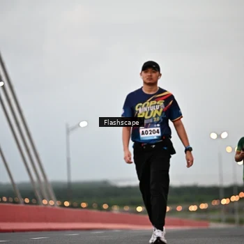 Runner Photo 9249597