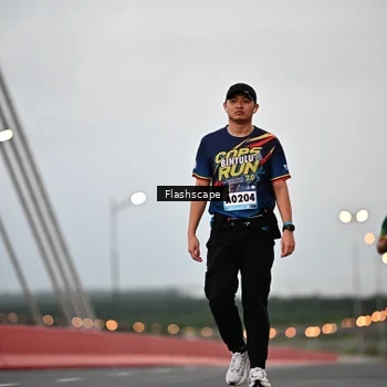 Runner Photo 9249638