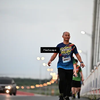 Runner Photo 9249679