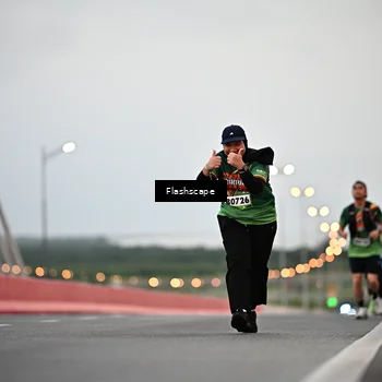 Runner Photo 9249913