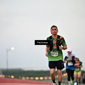 Runner Photo 9249915