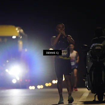 Runner Photo 9250016