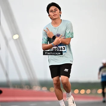 Runner Photo 9250112