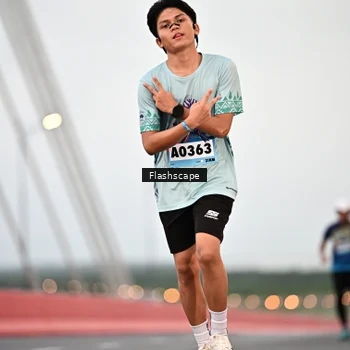 Runner Photo 9250124