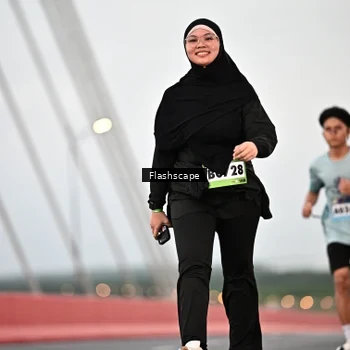 Runner Photo 9250125