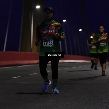 Runner Photo 9250135