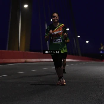 Runner Photo 9250146