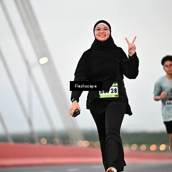 Runner Photo 9250151