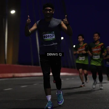 Runner Photo 9250156