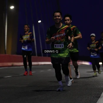 Runner Photo 9250158