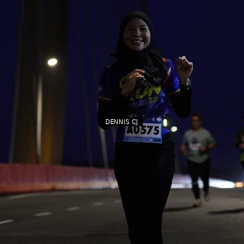 Runner Photo 9250201