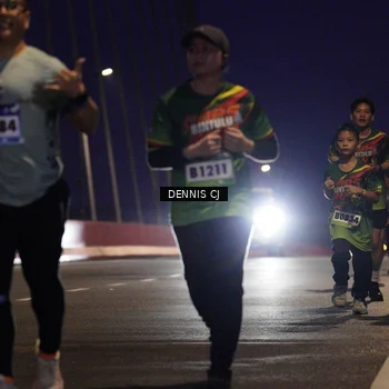 Runner Photo 9250211