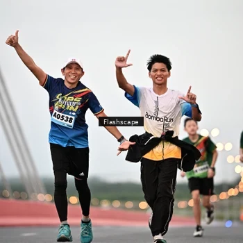 Runner Photo 9250212