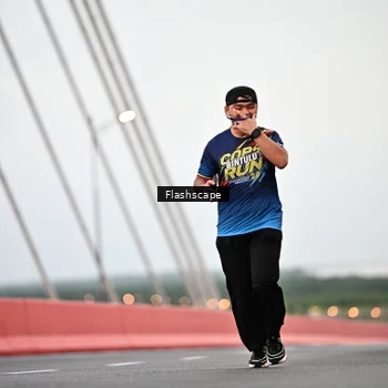 Runner Photo 9250274