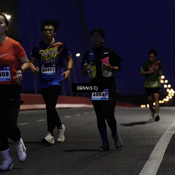 Runner Photo 9250293
