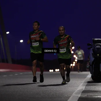 Runner Photo 9250303