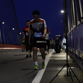 Runner Photo 9250345