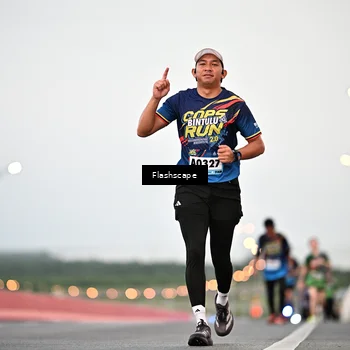Runner Photo 9250353