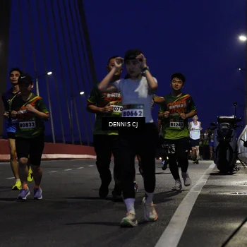 Runner Photo 9250355