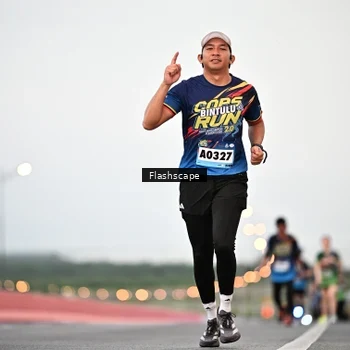 Runner Photo 9250378