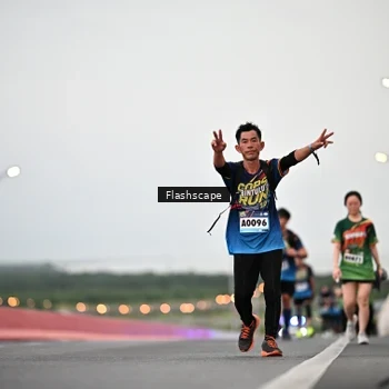 Runner Photo 9250413