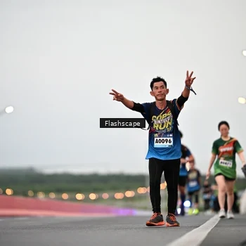 Runner Photo 9250436