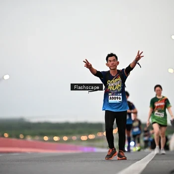 Runner Photo 9250448