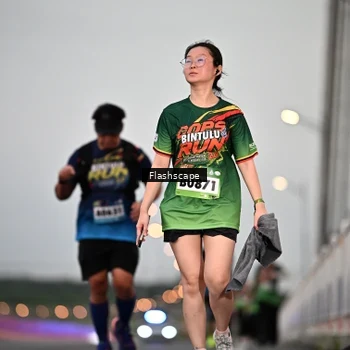 Runner Photo 9250457