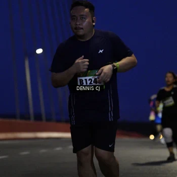 Runner Photo 9250488