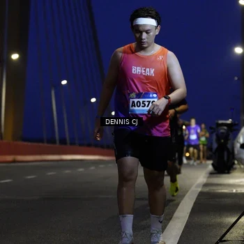 Runner Photo 9250489