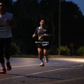 Runner Photo 9250532