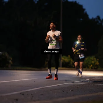 Runner Photo 9250542