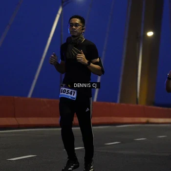 Runner Photo 9250590