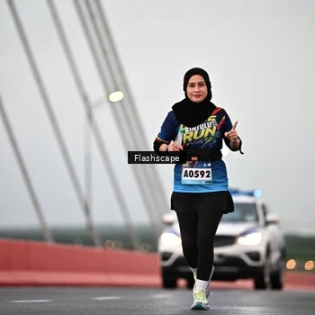 Runner Photo 9250638