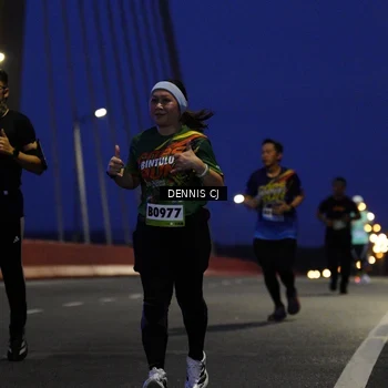 Runner Photo 9250639