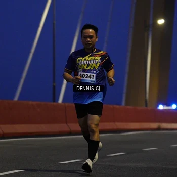 Runner Photo 9250649