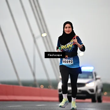 Runner Photo 9250662