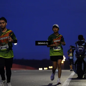 Runner Photo 9250670