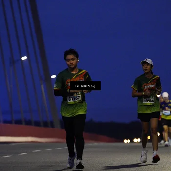 Runner Photo 9250707