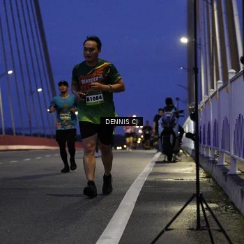 Runner Photo 9250795