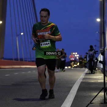 Runner Photo 9250797