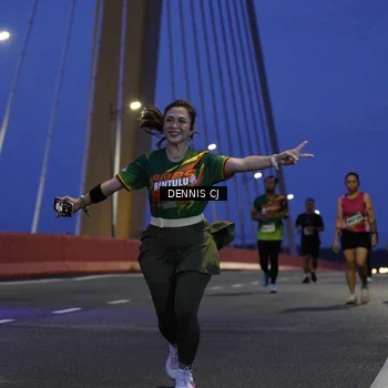 Runner Photo 9250851
