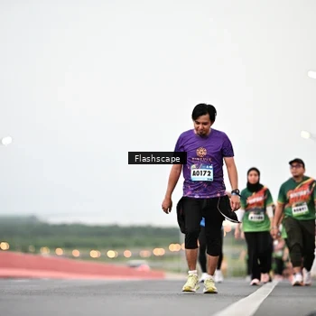 Runner Photo 9250888